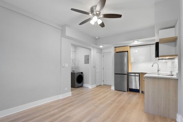 1634 W HOWARD Street 204, Chicago, IL 60626