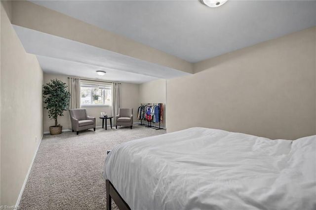 1113 Century Park Avenue, Kernersville, NC 27284