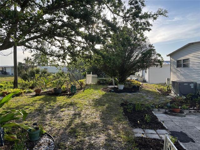 411 CERVINA DRIVE N 493, Venice, FL 34285