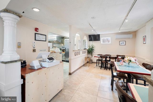 572 KLOCKNER RD, Hamilton, NJ 08619