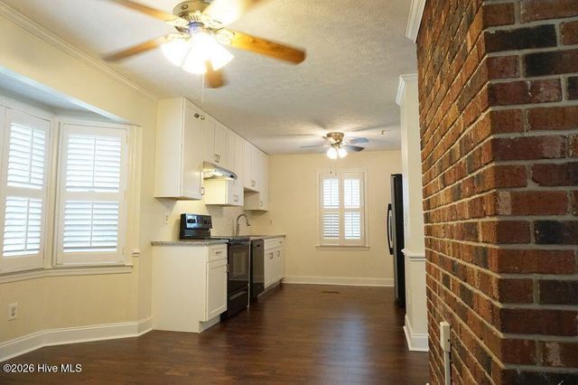 318 Foxhall Court, Wilmington, NC 28412