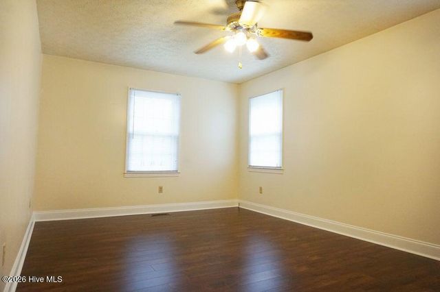318 Foxhall Court, Wilmington, NC 28412