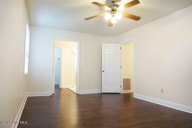 318 Foxhall Court, Wilmington, NC 28412
