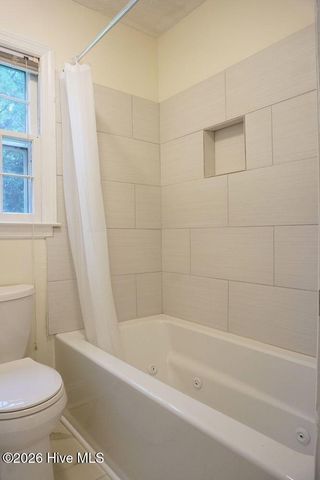 318 Foxhall Court, Wilmington, NC 28412