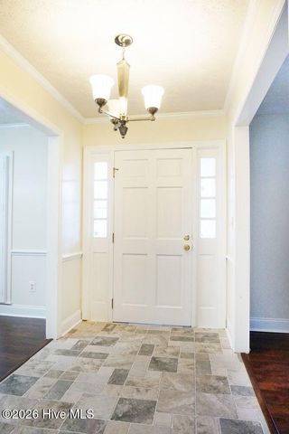 318 Foxhall Court, Wilmington, NC 28412