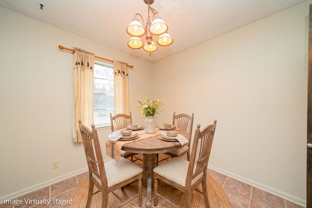 816 Blueridge Pkwy, Longview, TX 75605