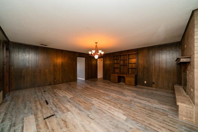 816 Blueridge Pkwy, Longview, TX 75605