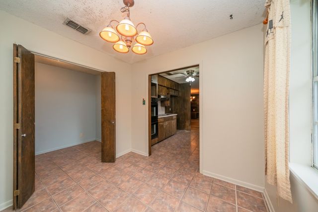 816 Blueridge Pkwy, Longview, TX 75605