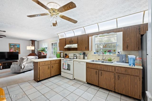 971 DOSHIRE Drive, Orange Park, FL 32065