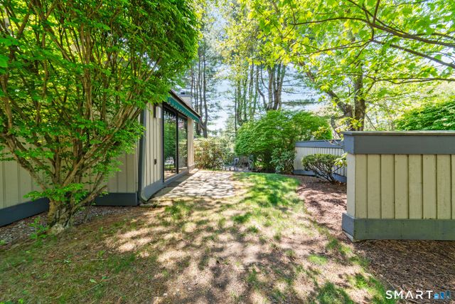847 Heritage Village B, Southbury, CT 06488