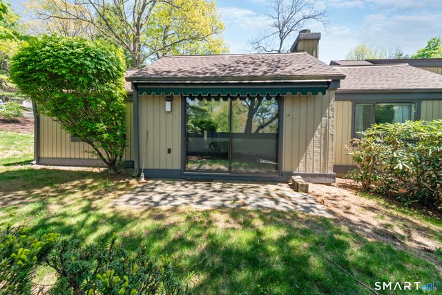 847 Heritage Village B, Southbury, CT 06488