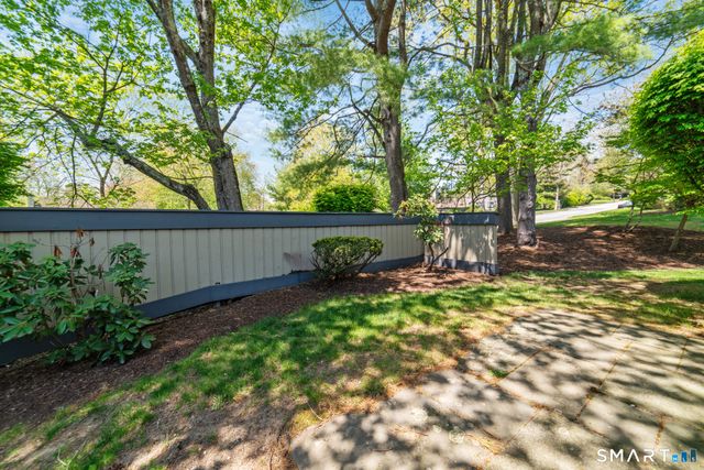 847 Heritage Village B, Southbury, CT 06488