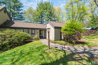 847 Heritage Village B, Southbury, CT 06488