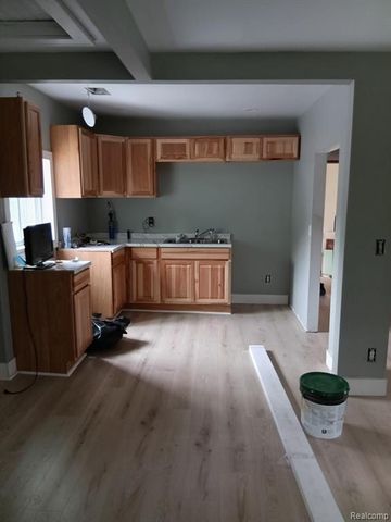 414 S Oakley Street, Saginaw, MI 48602