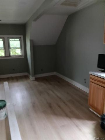 414 S Oakley Street, Saginaw, MI 48602