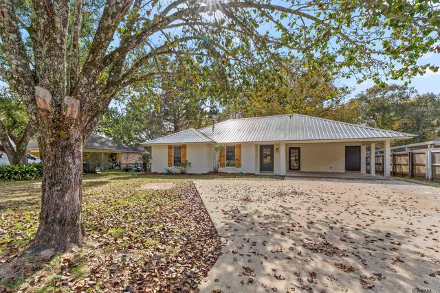 12734 Mustang Ave, Baton Rouge, LA 70818