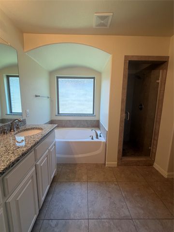 1966 De Berry Lane, Princeton, TX 75407