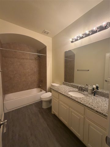 1966 De Berry Lane, Princeton, TX 75407