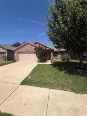 1966 De Berry Lane, Princeton, TX 75407