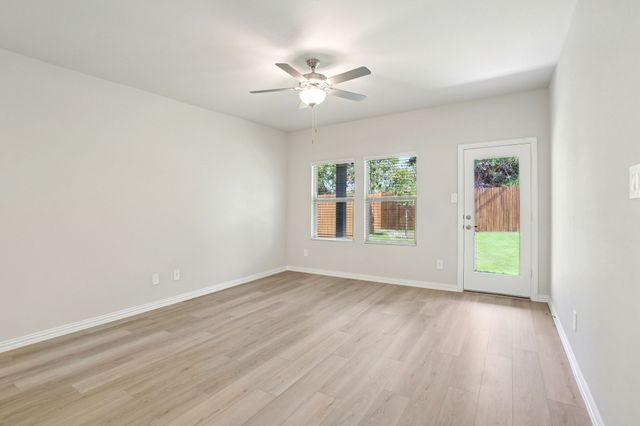 1406 Bridgestone Drive, Princeton, TX 75071