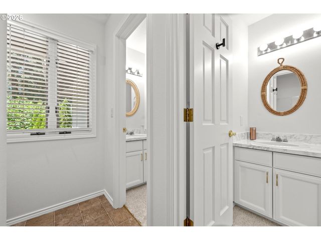 3625 Sw 60TH Pl, Portland, OR 97221