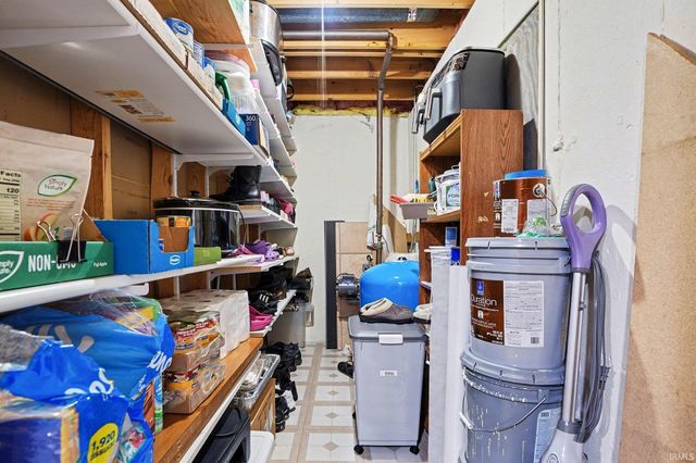 53652 County Road 1, Elkhart, IN 46514