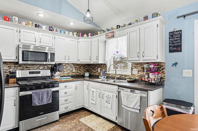 53652 County Road 1, Elkhart, IN 46514