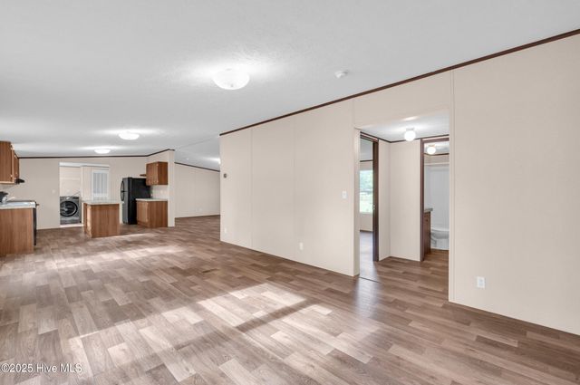 2274 New Road, Burgaw, NC 28425