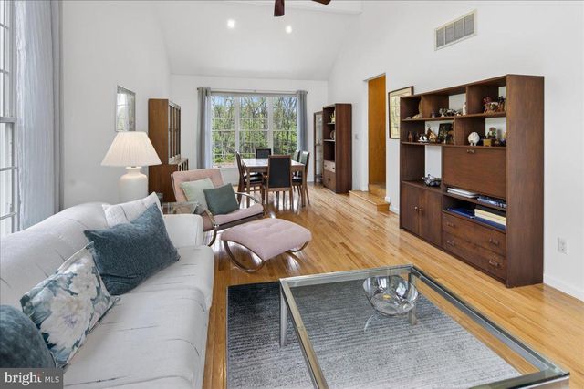 292 PENN HARBOURTON RD, Pennington, NJ 08534
