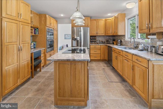 292 PENN HARBOURTON RD, Pennington, NJ 08534