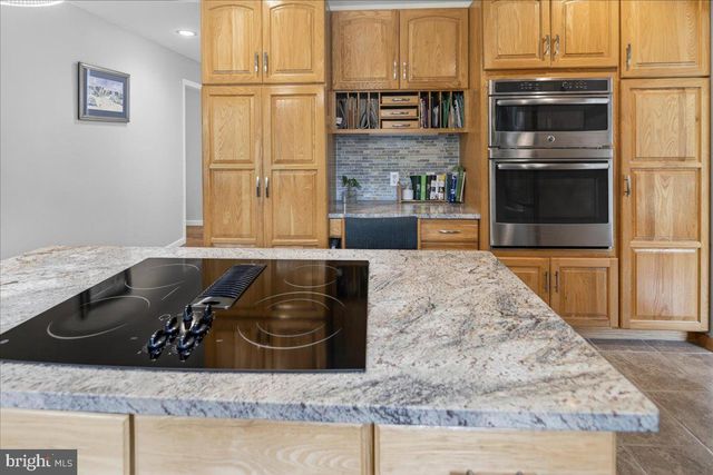 292 PENN HARBOURTON RD, Pennington, NJ 08534