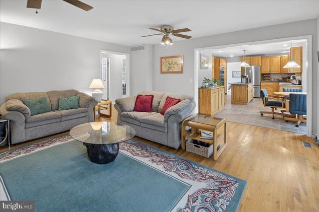 292 PENN HARBOURTON RD, Pennington, NJ 08534