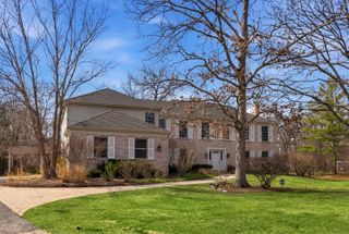 1694 Clendenin Lane, Riverwoods, IL 60015