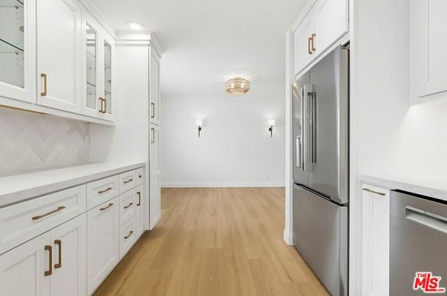 9552 Via Milano, Burbank, CA 91504