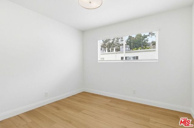 9552 Via Milano, Burbank, CA 91504