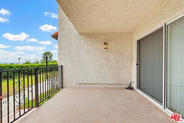 9552 Via Milano, Burbank, CA 91504