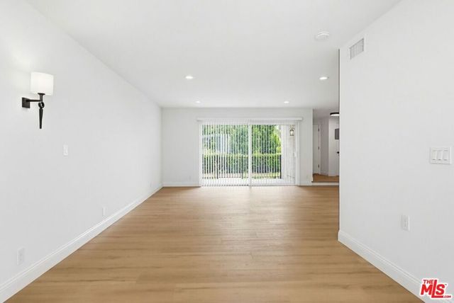 9552 Via Milano, Burbank, CA 91504
