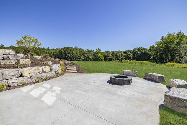 8289 52nd Street Se, Cascade Twp, MI 49302