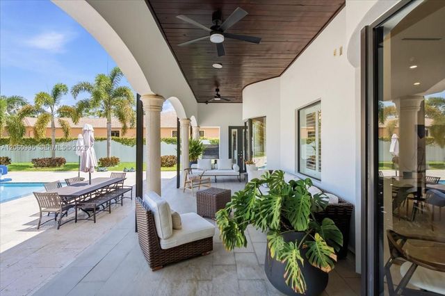 331 SW 124th Ave, Miami, FL 33184