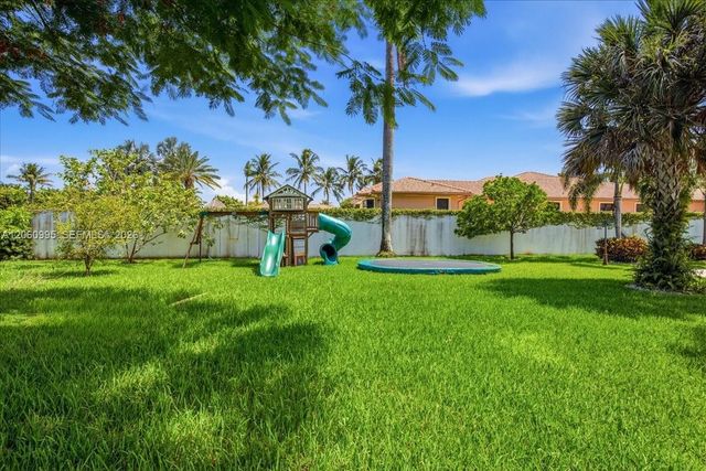 331 SW 124th Ave, Miami, FL 33184