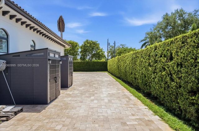 331 SW 124th Ave, Miami, FL 33184