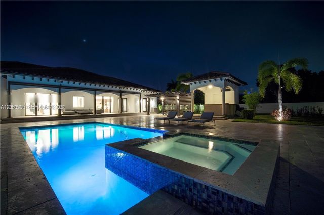 331 SW 124th Ave, Miami, FL 33184