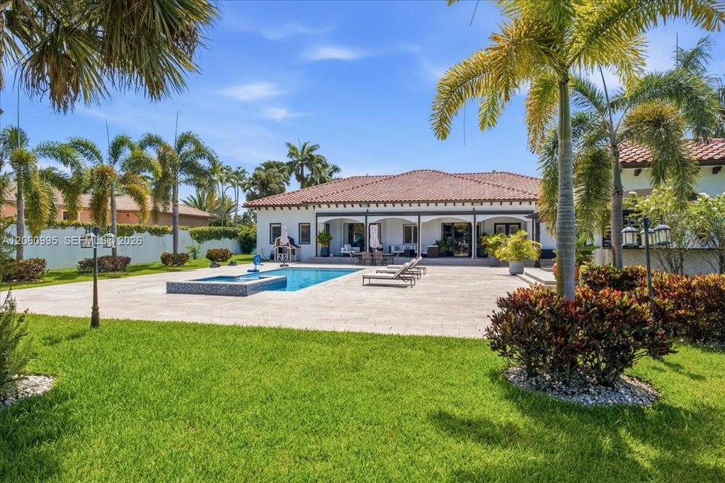 331 SW 124th Ave, Miami, FL 33184