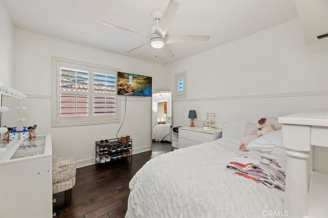 1040 Nighthawk Drive, Corona, CA 92881