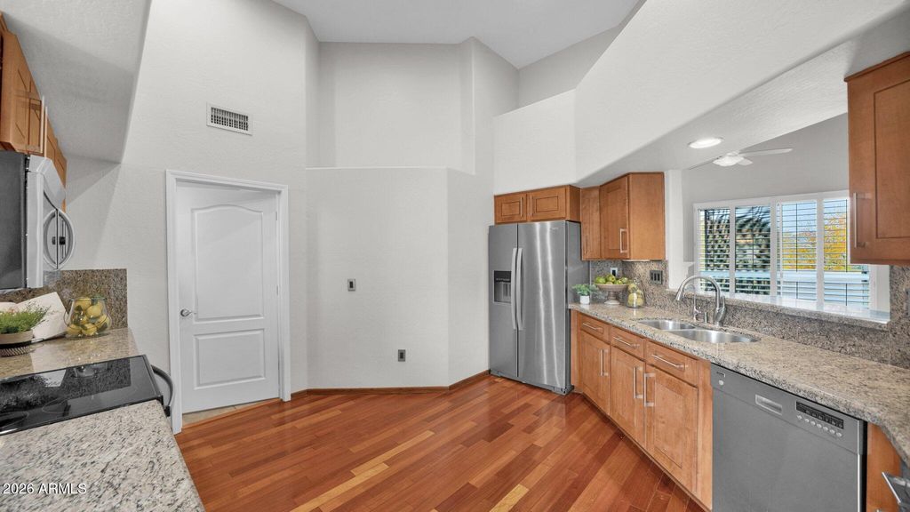 1747 E NORTHERN Avenue 277, Phoenix, AZ 85020 — photo 5