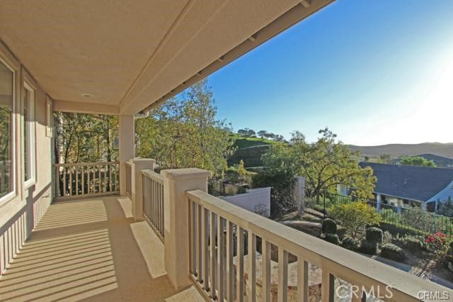 27 Running Brook Dr, Laguna Hills, CA 92679