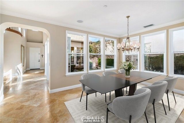 27 Running Brook Dr, Laguna Hills, CA 92679