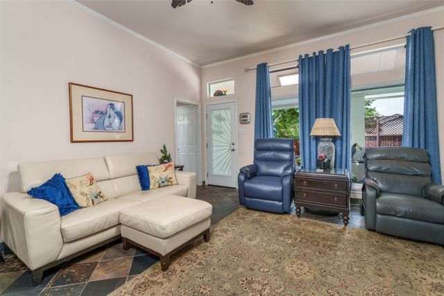6703 Landover Hills Lane, Arlington, TX 76017