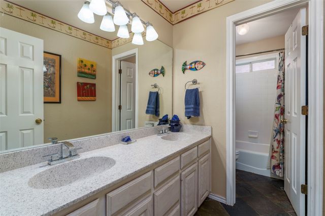 6703 Landover Hills Lane, Arlington, TX 76017