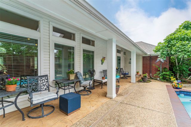 6703 Landover Hills Lane, Arlington, TX 76017